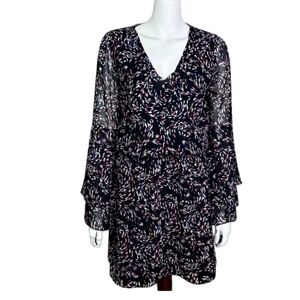 White House Black Market floral dress sz 4 long flare sleeve black NWOT